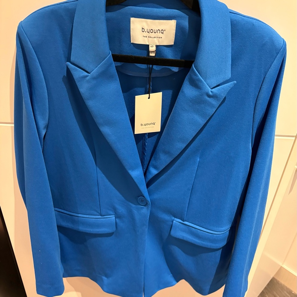 NWT Blazer